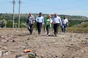 Svetlograd-svalka-300x200.jpg